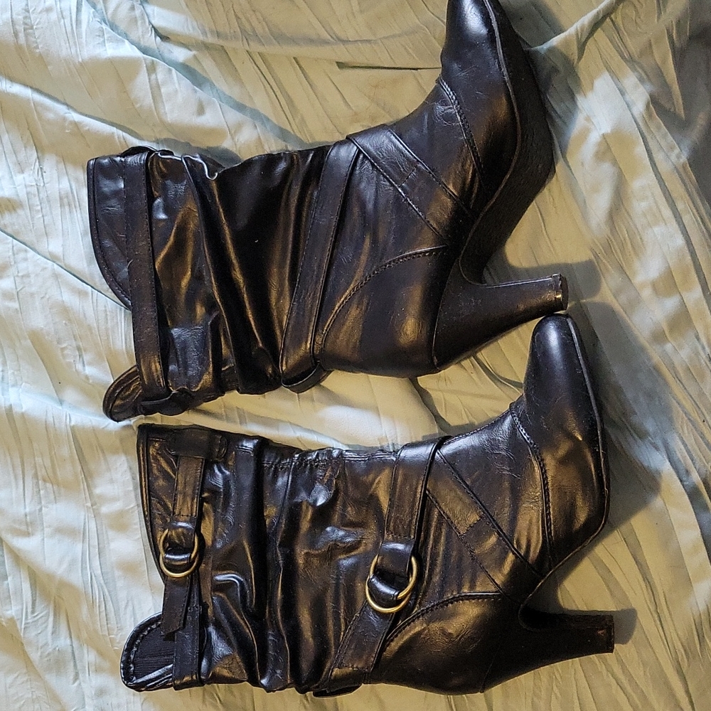 Boots 7M